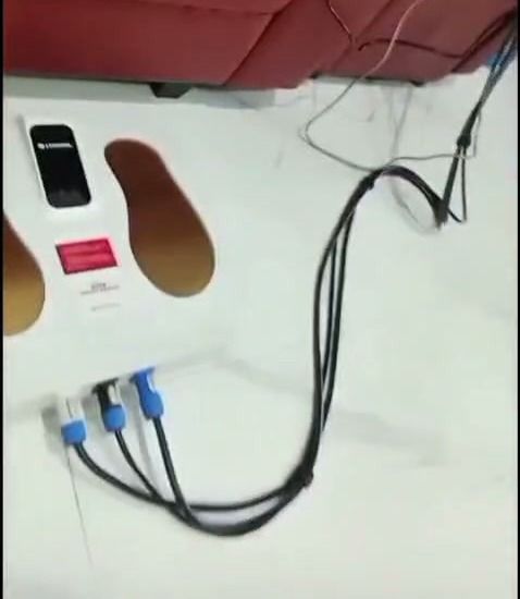 Alat terapi Fohoway: set bantalan terapi dengan panel dan kabel penghubung